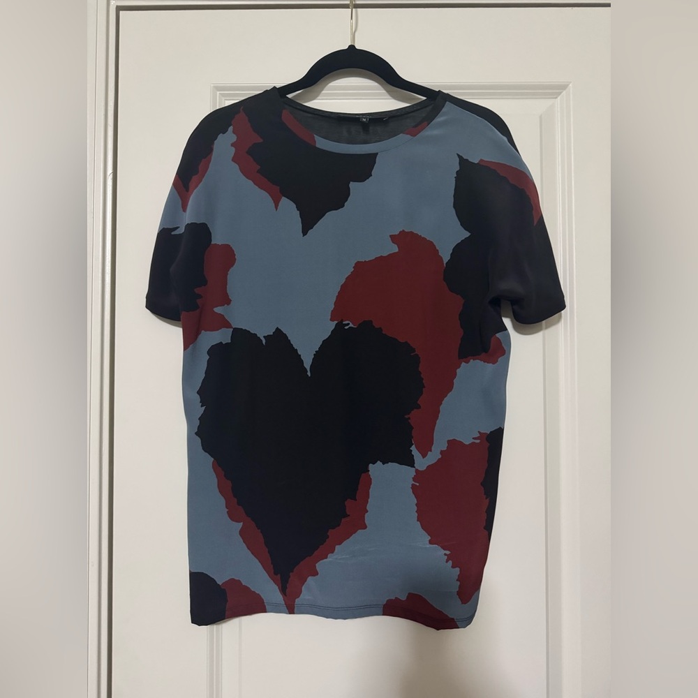 Gucci silk tee size Medium